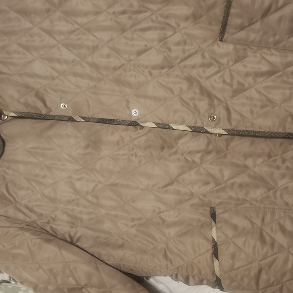 Jacket - Picture 1 of 4